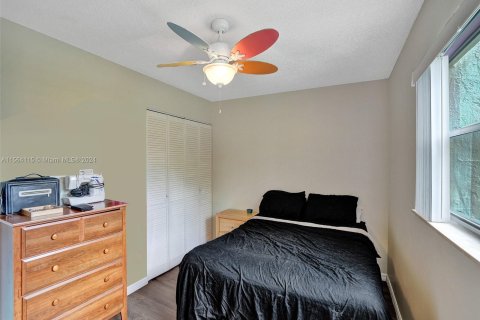 Купить кондоминиум в Тамарак, Флорида 2 спальни, 90.12м2, № 1099470 - фото 23