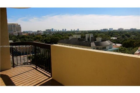 Condo in Coral Gables, Florida, 2 bedrooms  № 1355072 - photo 25