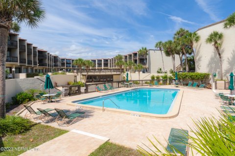 Condo in Saint Augustine, Florida, 2 bedrooms  № 771569 - photo 25