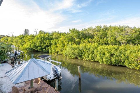 Villa ou maison à vendre à Sebastian, Floride: 5 chambres, 311.41 m2 № 890386 - photo 21