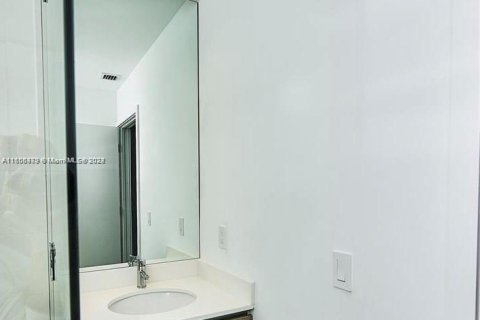 Condominio en venta en Miami, Florida, 2 dormitorios, 115.2 m2 № 1401129 - foto 14