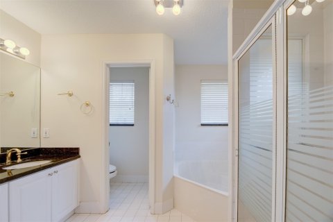 Townhouse in Hollywood, Florida 3 bedrooms, 162.39 sq.m. № 913122 - photo 10