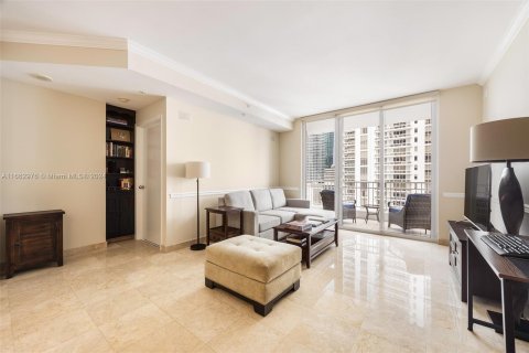 Condo in Miami, Florida, 1 bedroom  № 1372544 - photo 6