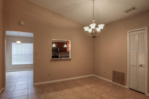 House in Orlando, Florida 3 bedrooms, 118.26 sq.m. № 1386909 - photo 4