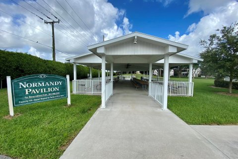 Copropriété à vendre à Delray Beach, Floride: 2 chambres, 84.26 m2 № 1077403 - photo 3