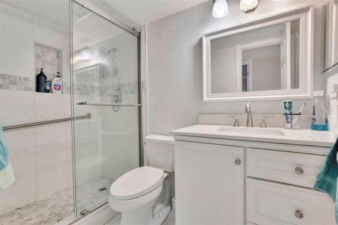 Copropriété à vendre à Pembroke Pines, Floride: 2 chambres, 135.54 m2 № 1077404 - photo 10