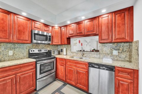 Condominio en venta en Pembroke Pines, Florida, 2 dormitorios, 110.74 m2 № 912623 - foto 6