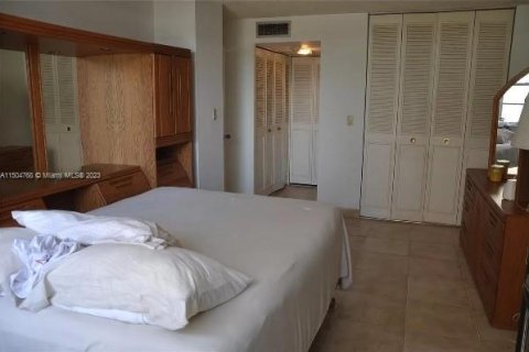 Condo in Sunny Isles Beach, Florida, 1 bedroom  № 912717 - photo 6