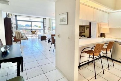 Condo in Longboat Key, Florida, 2 bedrooms  № 1374069 - photo 4