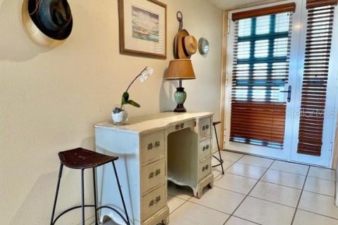 Copropriété à vendre à Longboat Key, Floride: 2 chambres, 129.32 m2 № 1374069 - photo 2