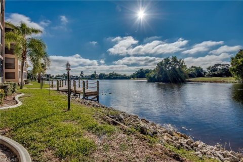 Copropriété à vendre à North Fort Myers, Floride: 2 chambres, 113.53 m2 № 1374100 - photo 17