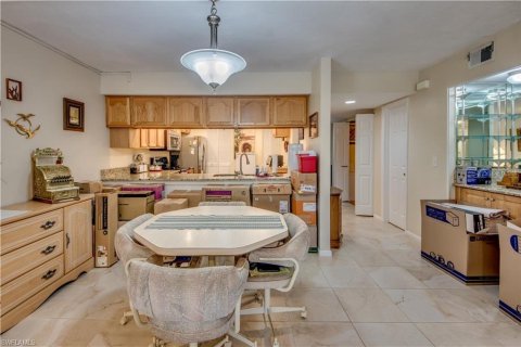 Copropriété à vendre à North Fort Myers, Floride: 2 chambres, 113.53 m2 № 1374100 - photo 6