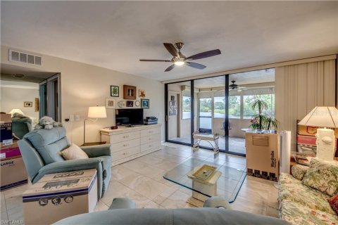 Copropriété à vendre à North Fort Myers, Floride: 2 chambres, 113.53 m2 № 1374100 - photo 8