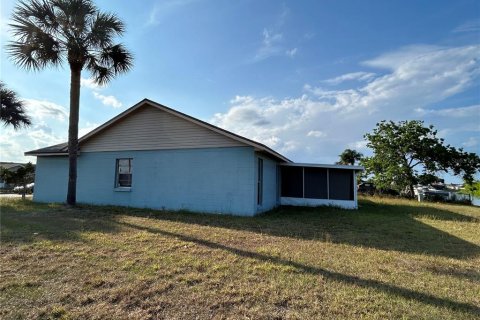 House in Kissimmee, Florida 3 bedrooms, 125.6 sq.m. № 1347095 - photo 16