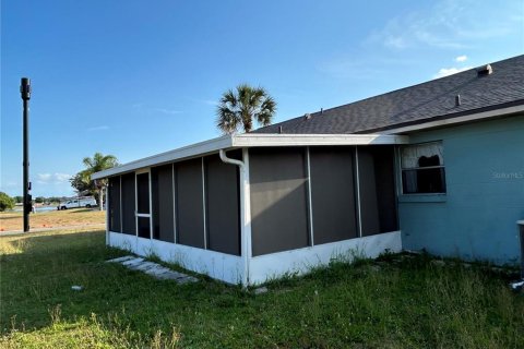 Villa ou maison à vendre à Kissimmee, Floride: 3 chambres, 125.6 m2 № 1347095 - photo 15