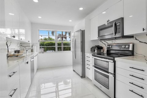 Copropriété à vendre à Aventura, Floride: 2 chambres, 154.78 m2 № 1269703 - photo 10