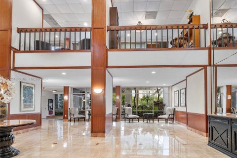 Copropriété à vendre à Aventura, Floride: 2 chambres, 154.78 m2 № 1269703 - photo 2