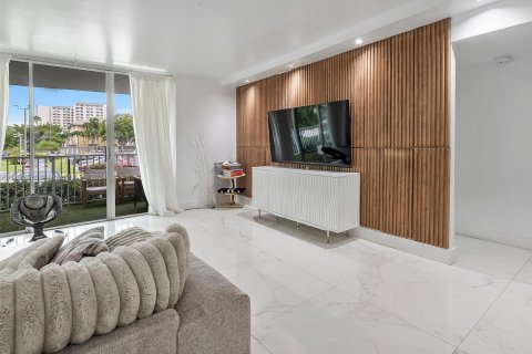 Copropriété à vendre à Aventura, Floride: 2 chambres, 154.78 m2 № 1269703 - photo 7