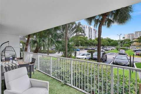 Condo in Aventura, Florida, 2 bedrooms  № 1269703 - photo 19