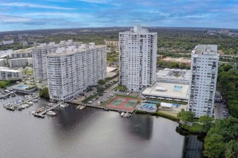 Copropriété à vendre à Aventura, Floride: 1 chambre, 82.4 m2 № 1269705 - photo 14