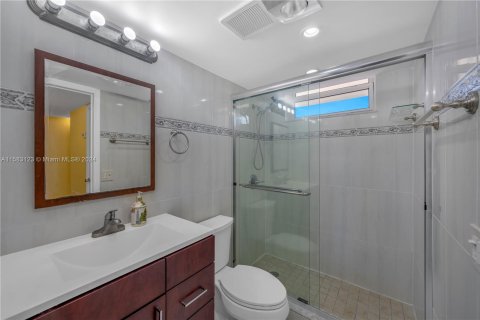 Copropriété à vendre à Aventura, Floride: 1 chambre, 71.35 m2 № 1168011 - photo 16