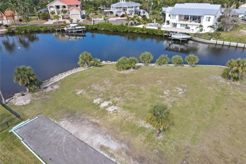 Terreno en venta en Punta Gorda, Florida № 985053 - foto 6