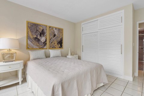 Condo in Fort Lauderdale, Florida, 2 bedrooms  № 945091 - photo 21