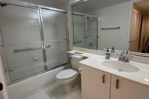 Copropriété à vendre à Tamarac, Floride: 2 chambres, 112.88 m2 № 1096536 - photo 17