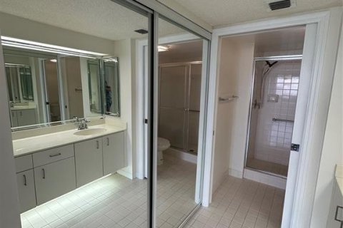 Copropriété à vendre à Tamarac, Floride: 2 chambres, 112.88 m2 № 1096536 - photo 24