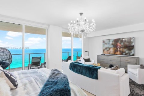 Condominio en venta en Hollywood, Florida, 4 dormitorios, 293.85 m2 № 1282031 - foto 11