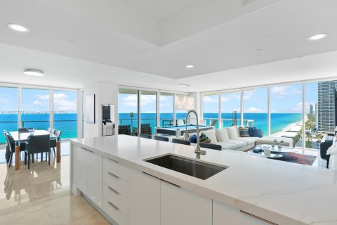 Condominio en venta en Hollywood, Florida, 4 dormitorios, 293.85 m2 № 1282031 - foto 8