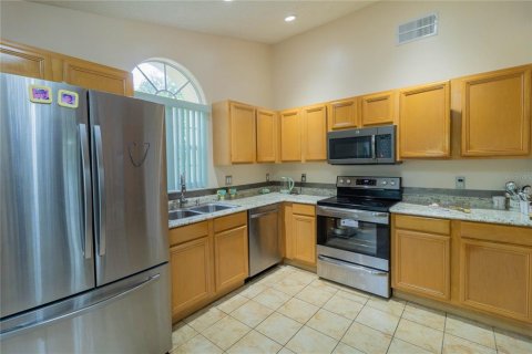 Casa en venta en Kissimmee, Florida, 4 dormitorios, 161.65 m2 № 1343767 - foto 19