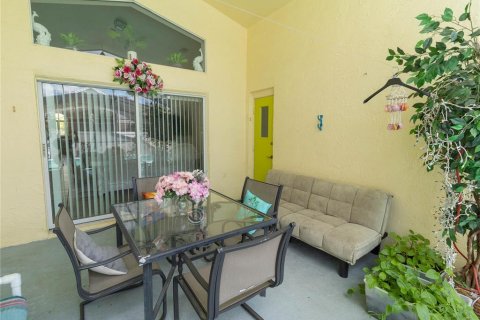 Casa en venta en Kissimmee, Florida, 4 dormitorios, 161.65 m2 № 1343767 - foto 8