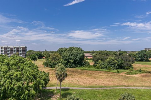 Copropriété à vendre à Lauderhill, Floride: 2 chambres, 107.77 m2 № 720747 - photo 17