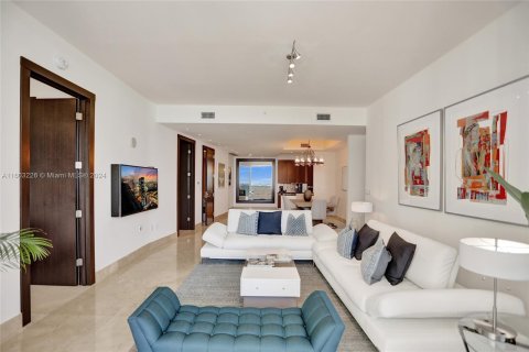 Copropriété à vendre à Sunny Isles Beach, Floride: 2 chambres, 129.04 m2 № 1221954 - photo 21