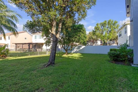 Villa ou maison à vendre à Pembroke Pines, Floride: 3 chambres, 204.38 m2 № 1417752 - photo 4