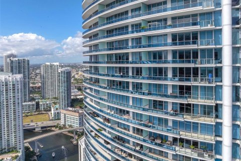 Condominio en venta en Miami, Florida, 2 dormitorios, 138.61 m2 № 1417748 - foto 24