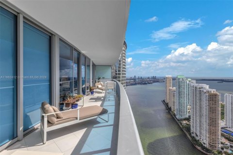 Condominio en venta en Miami, Florida, 2 dormitorios, 138.61 m2 № 1417748 - foto 3