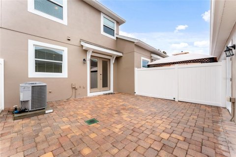 Townhouse in Orlando, Florida 3 bedrooms, 160.44 sq.m. № 1396649 - photo 14