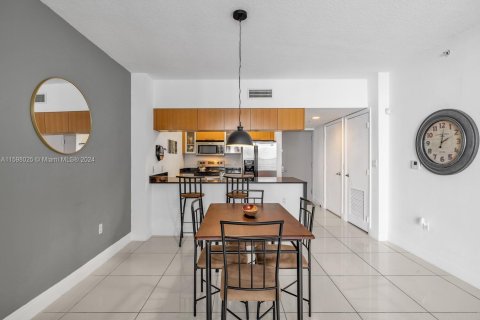 Copropriété à vendre à Miami, Floride: 1 chambre, 73.49 m2 № 1215915 - photo 8