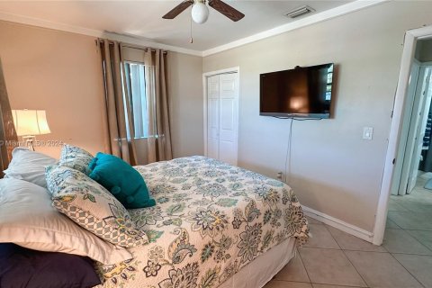 Casa en venta en Hallandale Beach, Florida, 3 dormitorios, 139.17 m2 № 1186707 - foto 9