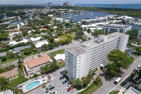 Condominio en venta en Fort Lauderdale, Florida, 1 dormitorio, 66.89 m2 № 1116981 - foto 20