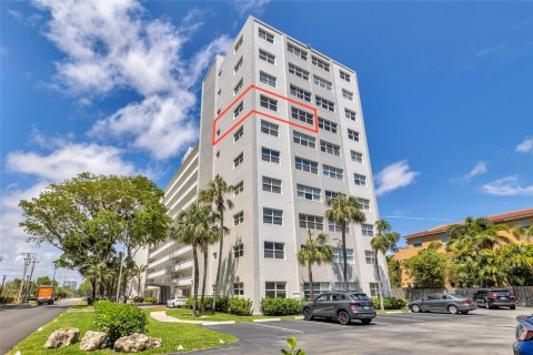 Condominio en venta en Fort Lauderdale, Florida, 1 dormitorio, 66.89 m2 № 1116981 - foto 19