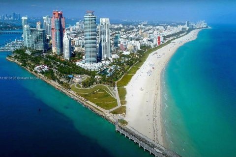 Condominio en venta en Miami Beach, Florida, 18.58 m2 № 1235535 - foto 27