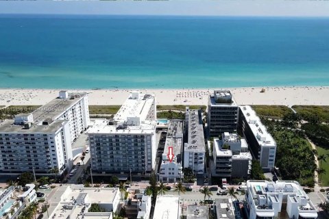 Copropriété à vendre à Miami Beach, Floride: 18.58 m2 № 1235535 - photo 16