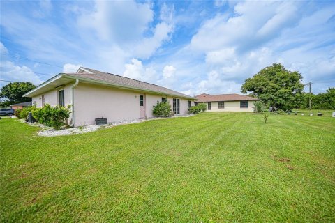 Villa ou maison à vendre à Punta Gorda, Floride: 3 chambres, 121.14 m2 № 1299411 - photo 18