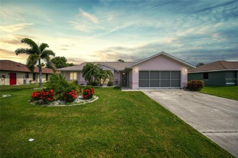 Villa ou maison à vendre à Punta Gorda, Floride: 3 chambres, 121.14 m2 № 1299411 - photo 23