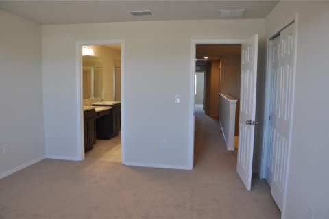 Touwnhouse à louer à Tampa, Floride: 2 chambres, 143.91 m2 № 1373070 - photo 5