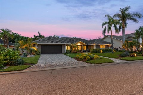 Villa ou maison à vendre à Saint Petersburg, Floride: 3 chambres, 229.65 m2 № 1343797 - photo 2