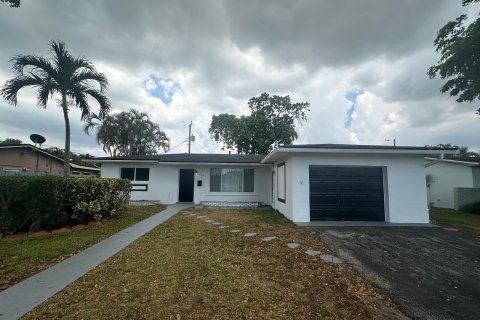 House in Pembroke Pines, Florida 4 bedrooms, 166.11 sq.m. № 1207731 - photo 20